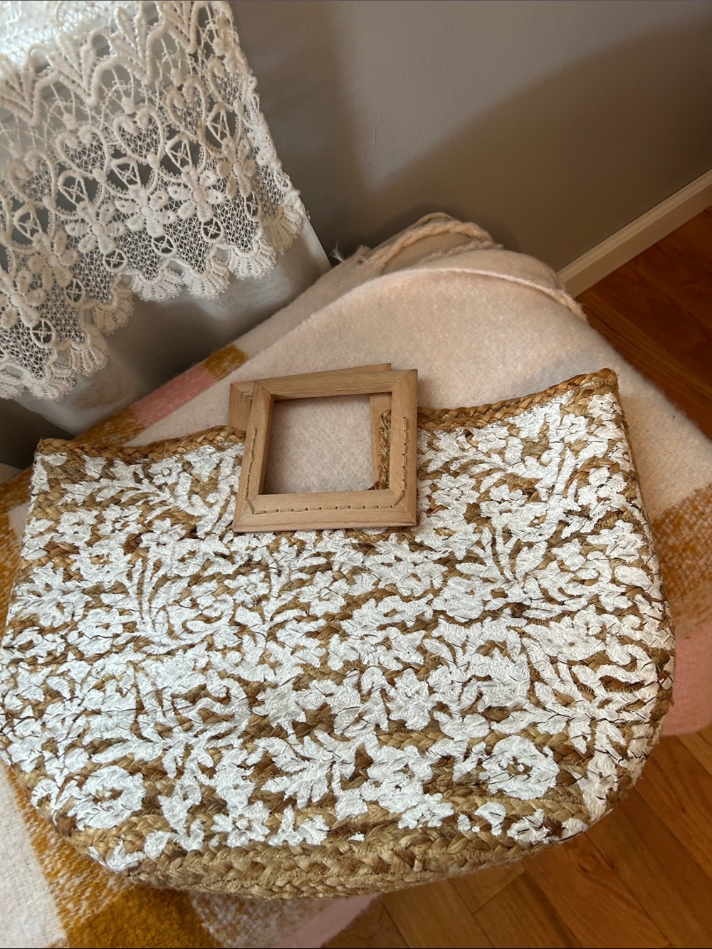 Handcrafted White and Natural Straw Tote Bag -